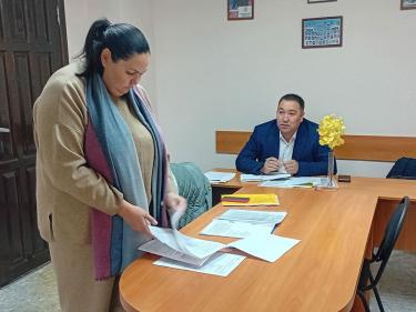 Удар током. Штукатур требует компенсировать утраченный заработок